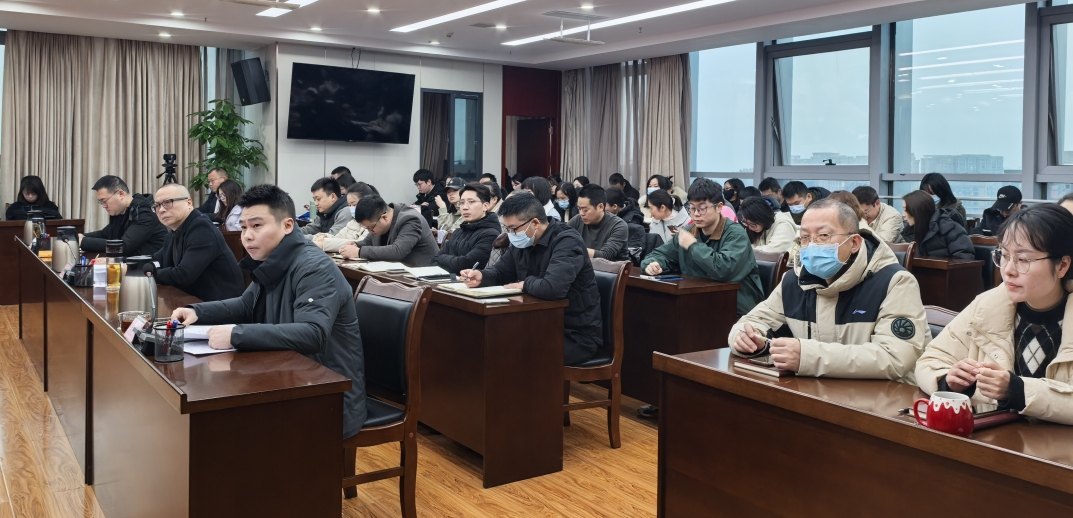 內(nèi)江建工集團(tuán)舉辦第二屆“以書(shū)為伴，鑄就卓越”讀書(shū)會(huì)演講比賽